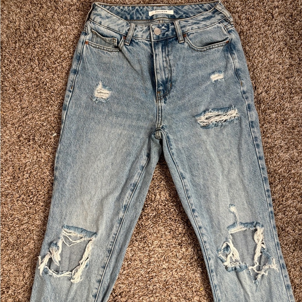 PacSun mom jean.